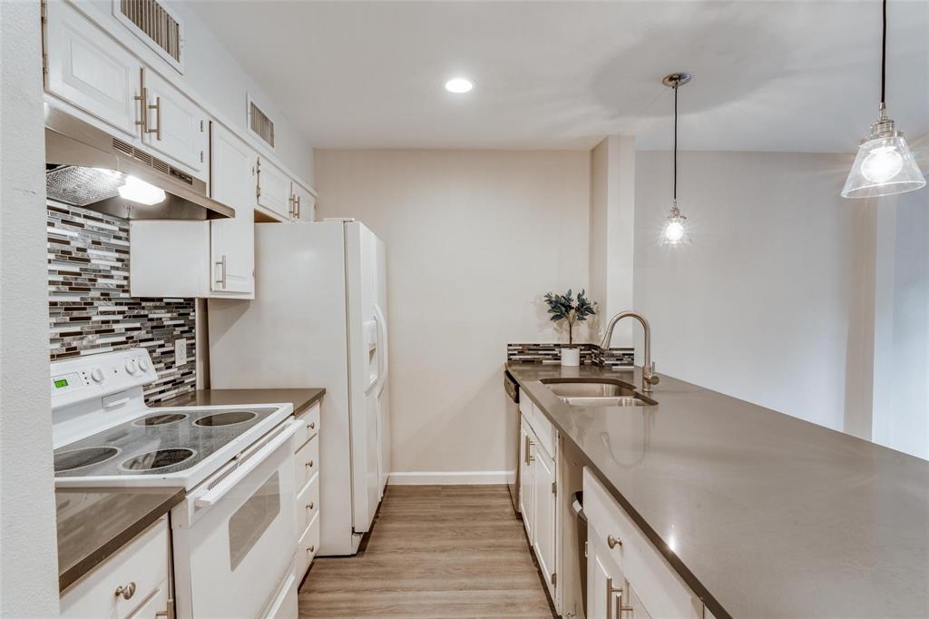 Oakbrook On Brookhaven Ph 02 Rev - Residential Lease