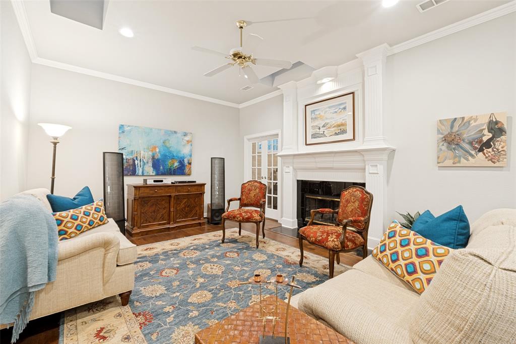Royal Lane Village - Residential