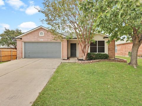 8421 Ranch Hand Trail Fort Worth TX 76131