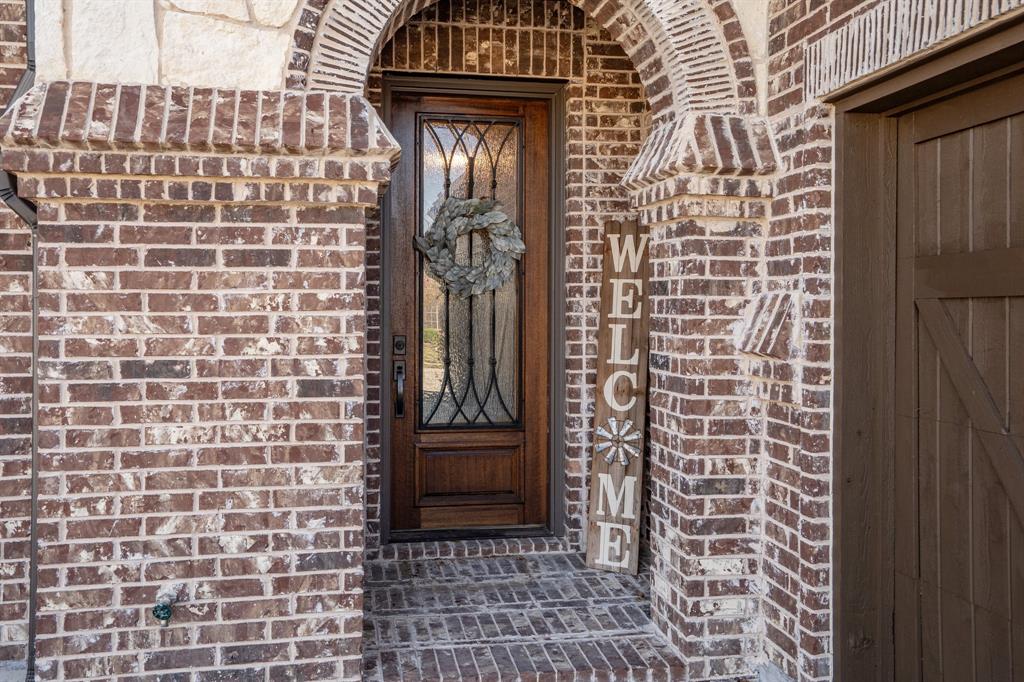 816 Lazy Brooke Drive