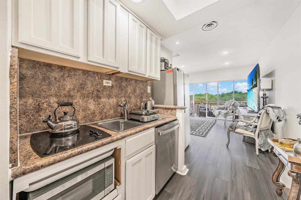Preston Tower Condo - Residential