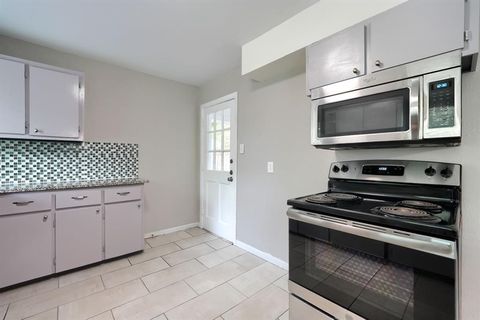 Tiny photo for 10628 Benbrook Drive, Dallas, TX 75228 (MLS # 21327746)