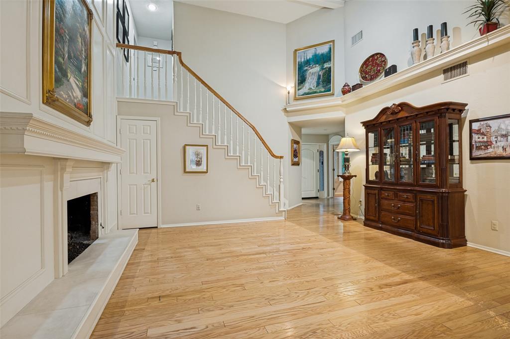 1411 Clubview Court