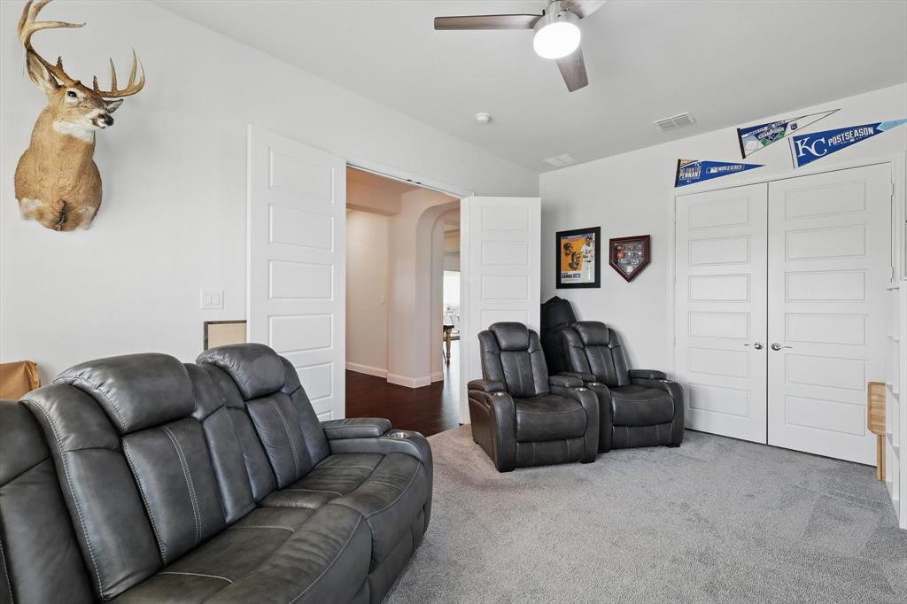 1208 S Pecan Parkway