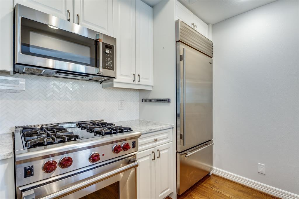 3401 Lee Parkway 508