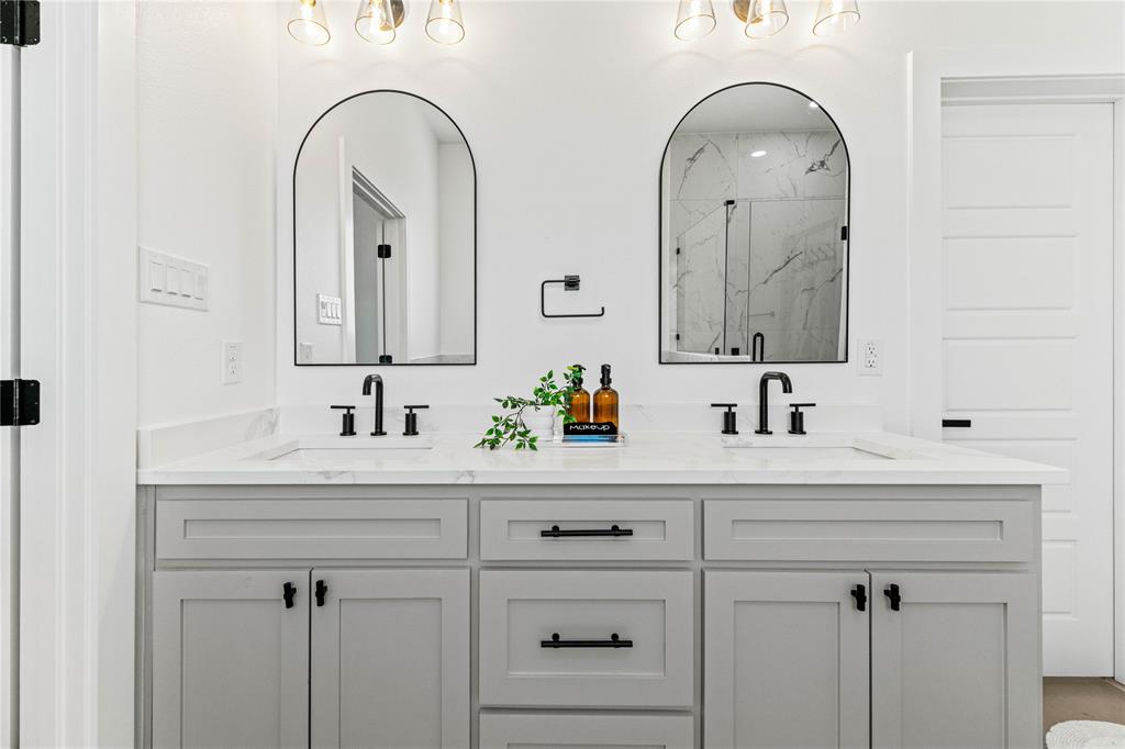 Eyrie Mdws - Residential