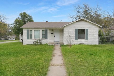 1022 Churchill Road Fort Worth TX 76114