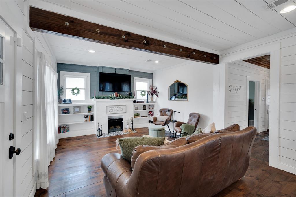 COLLEGE ADDN-REV .183 AC - Residential