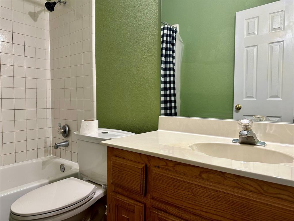 Whispering Oaks Estate Ph 1 - Residential Lease