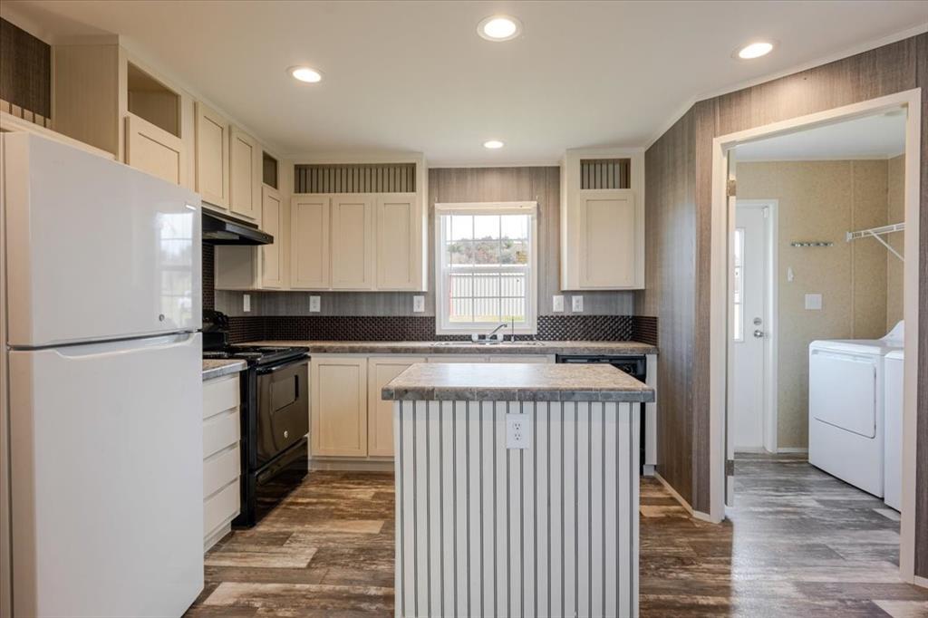 Blue Sky Valley - Residential