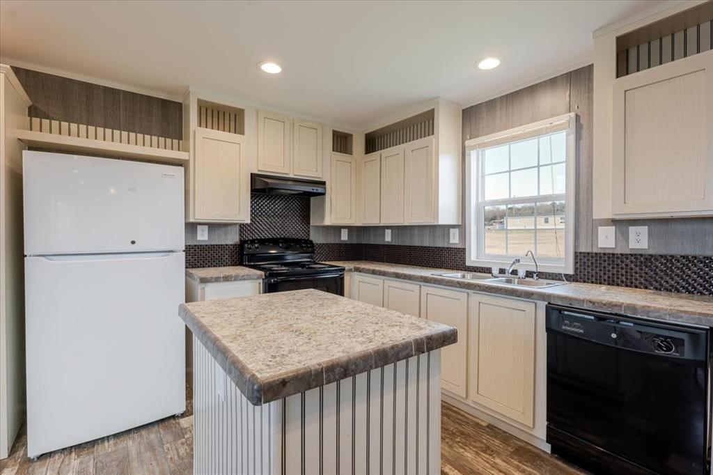 Blue Sky Valley - Residential