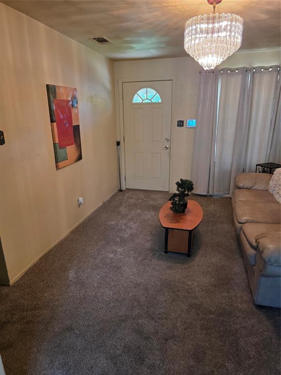1003 Quincy Circle