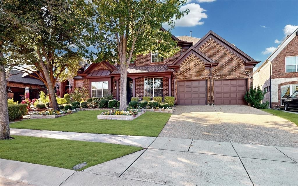 Photo of 8709 Thompson Drive, Argyle, TX 76226 (MLS # 21127290)