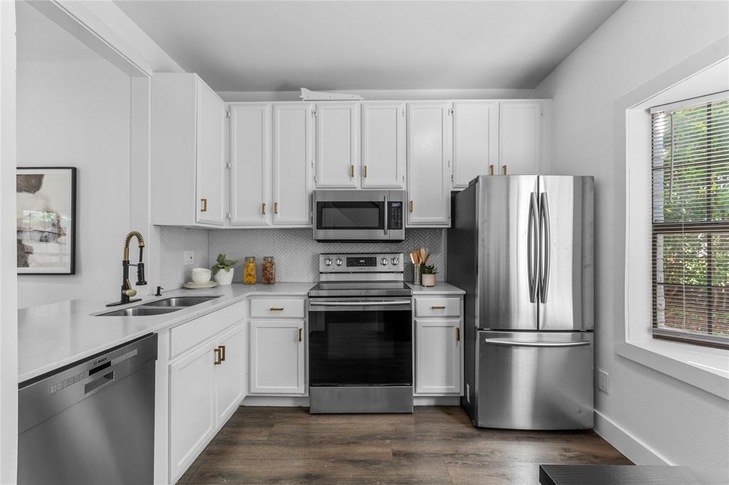 Throckmorton Place Condos - Residential