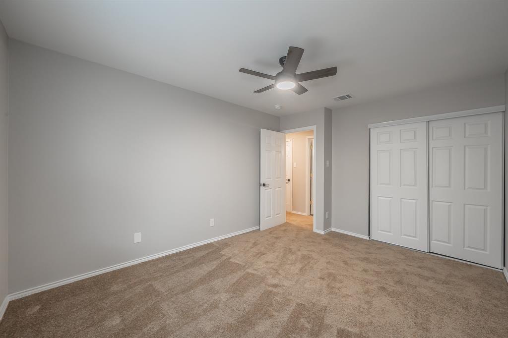 Cedar Creek Twnhms - Residential