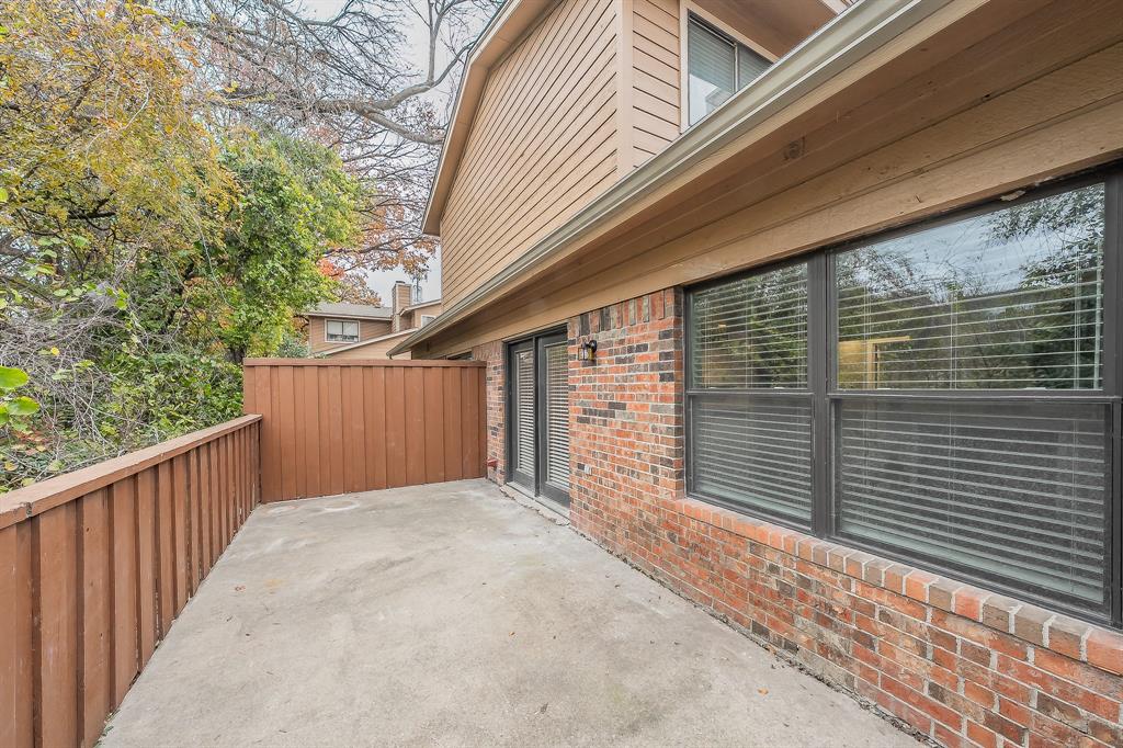 Cedar Creek Twnhms - Residential