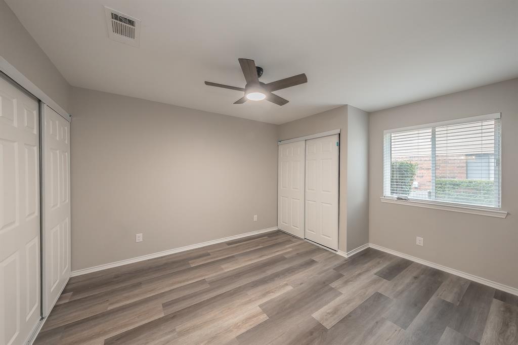 Cedar Creek Twnhms - Residential