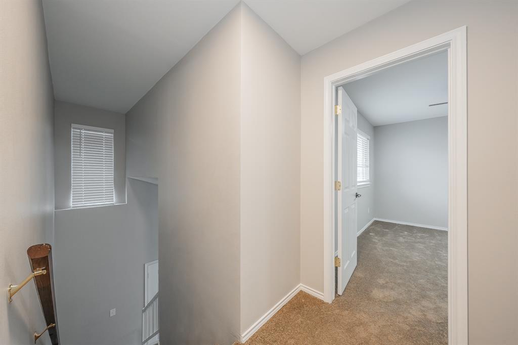 Cedar Creek Twnhms - Residential