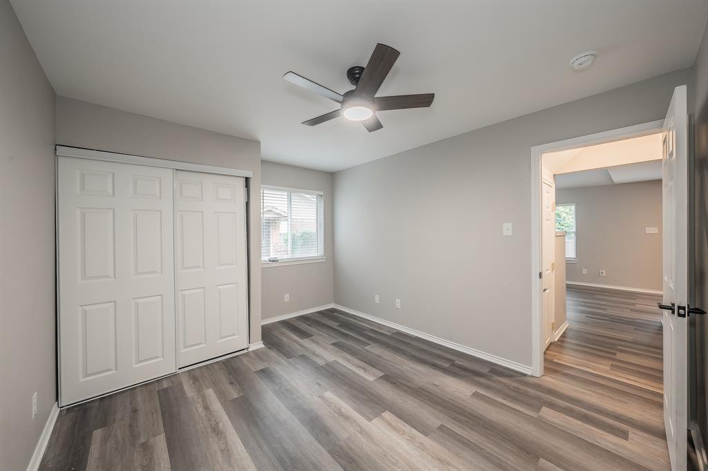 Cedar Creek Twnhms - Residential