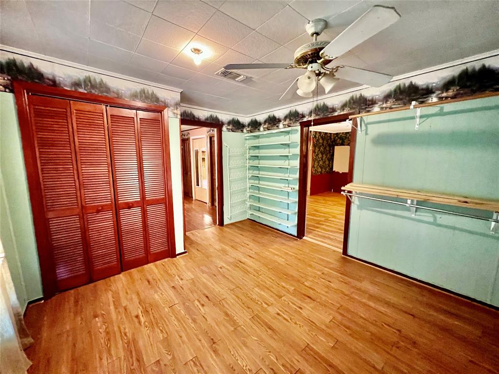 Henrys Davisville Road Sub - Residential