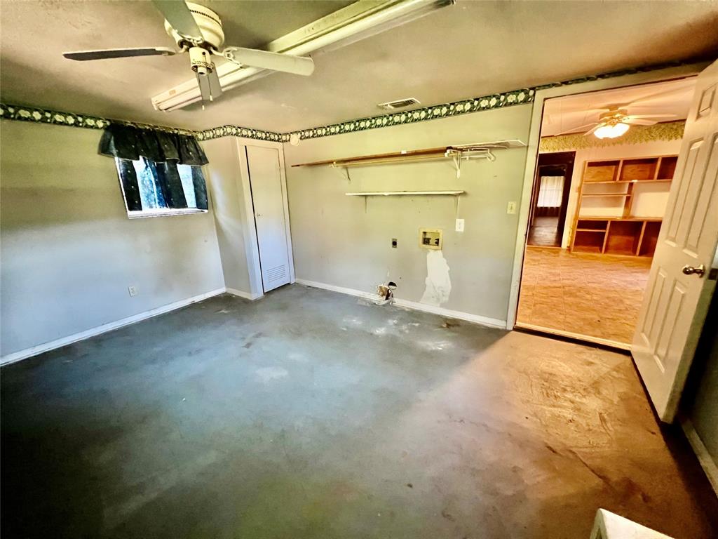 Henrys Davisville Road Sub - Residential