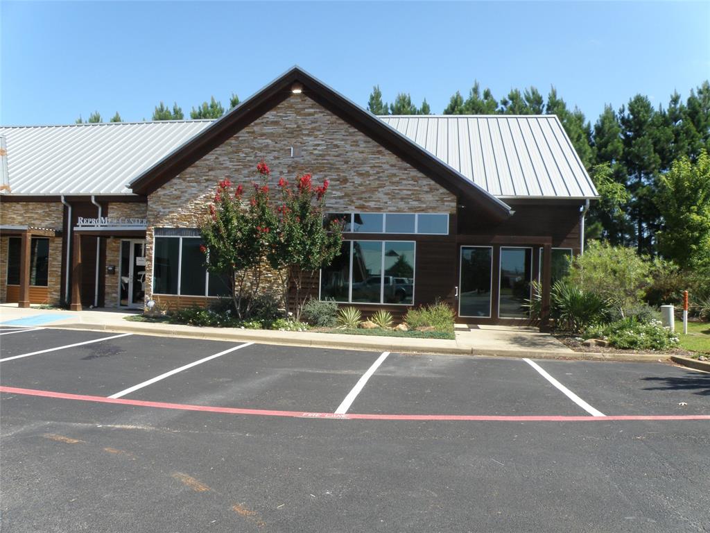 Broadway Hills Plaza Add - Commercial Lease