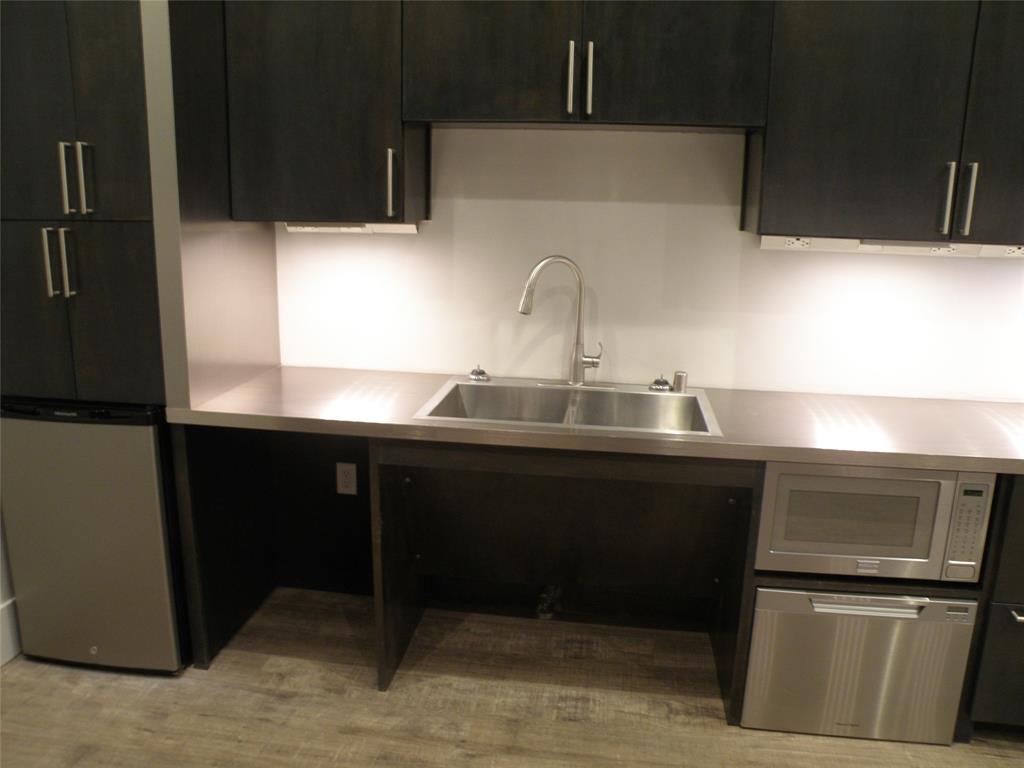 Broadway Hills Plaza Add - Commercial Lease