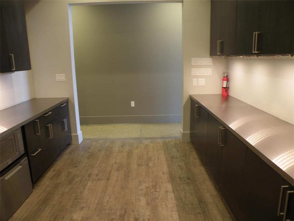 Broadway Hills Plaza Add - Commercial Lease