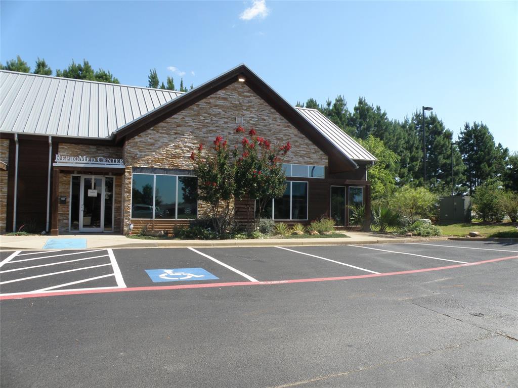 Broadway Hills Plaza Add - Commercial Lease