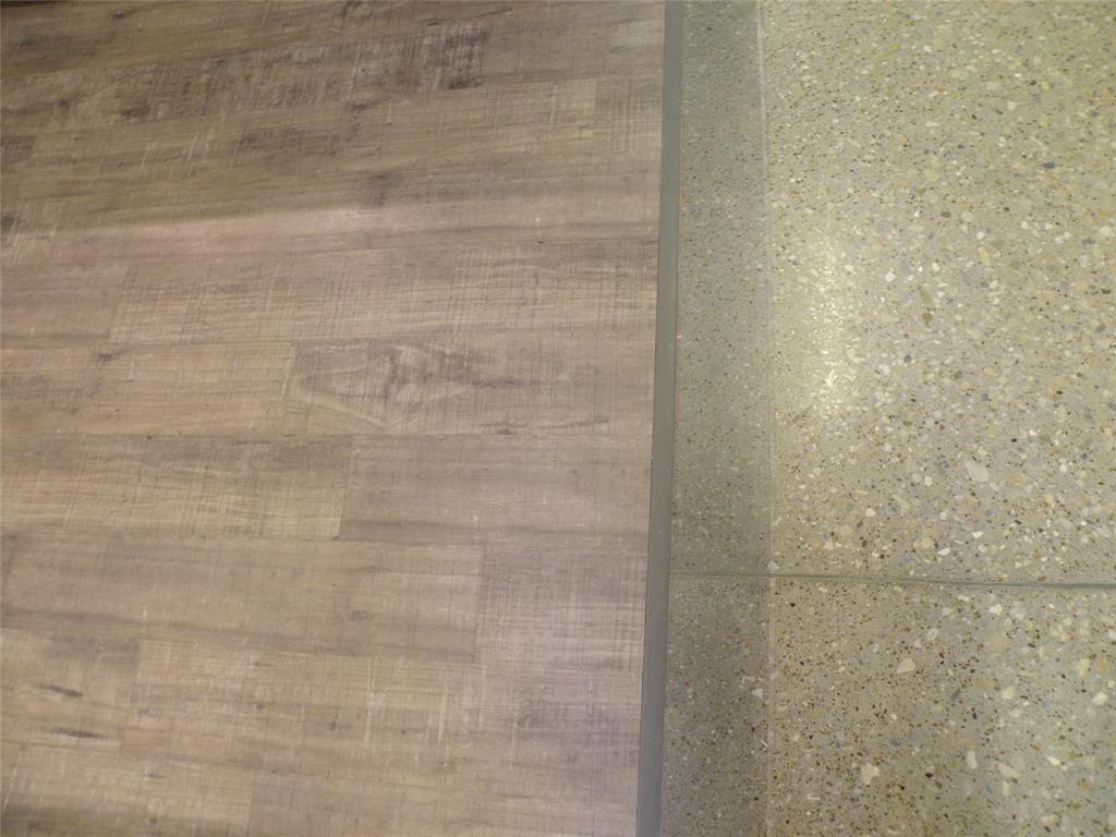 Broadway Hills Plaza Add - Commercial Lease