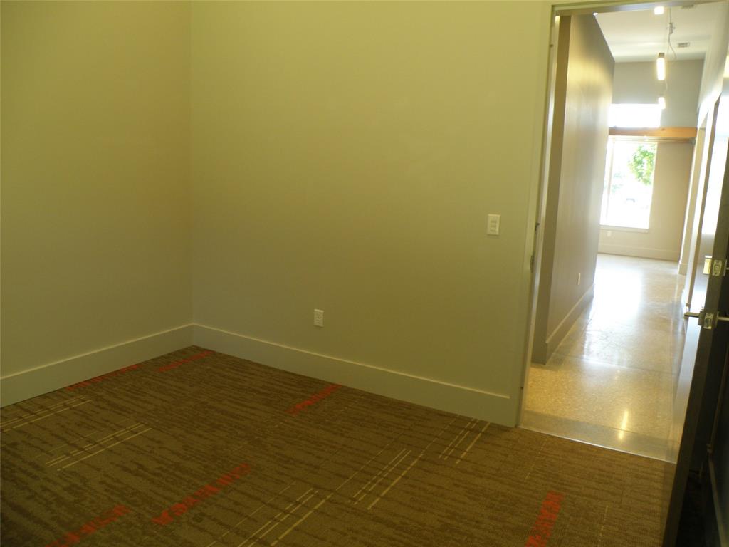 Broadway Hills Plaza Add - Commercial Lease