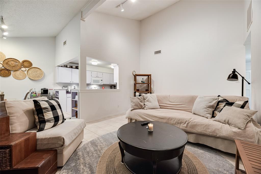 Meadow Oaks 07 - Residential