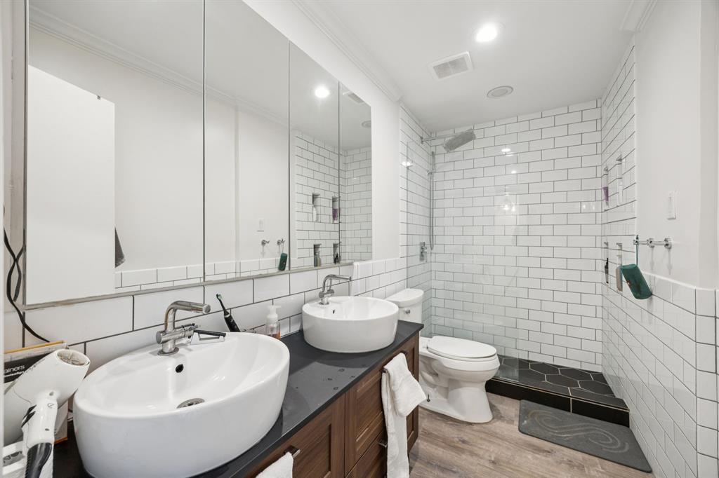 COLE HOUSE CONDOMINIUM - Residential