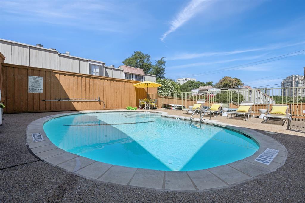 COLE HOUSE CONDOMINIUM - Residential