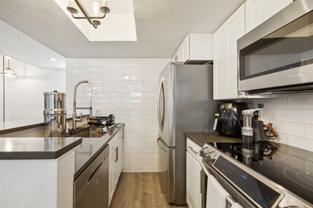 COLE HOUSE CONDOMINIUM - Residential