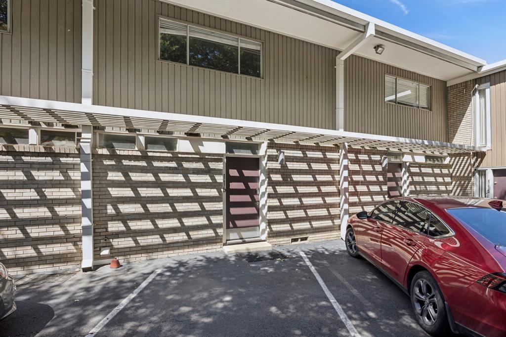 COLE HOUSE CONDOMINIUM - Residential