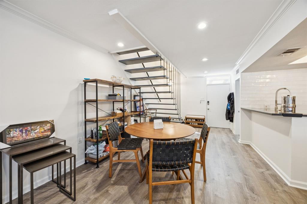 COLE HOUSE CONDOMINIUM - Residential