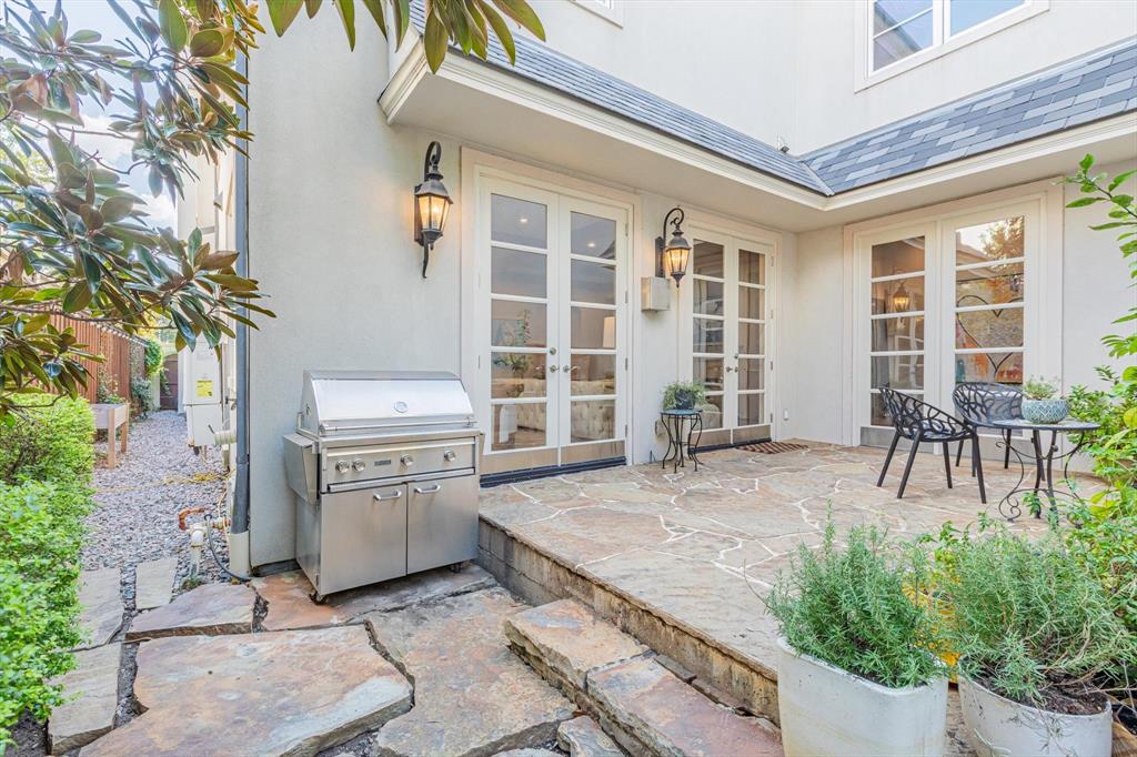 University Heights #5 - Residential