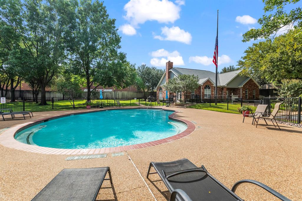 Pebblebrook Village Condo - Residential