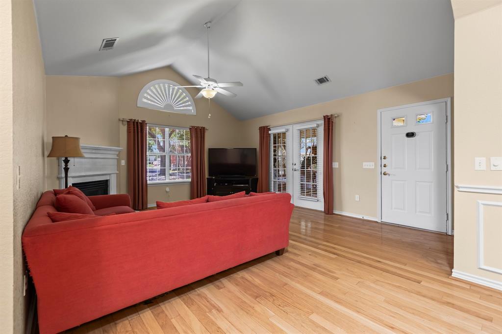 Pebblebrook Village Condo - Residential