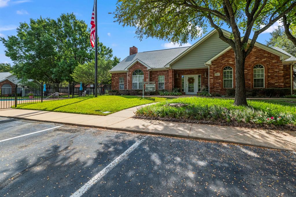 Pebblebrook Village Condo - Residential