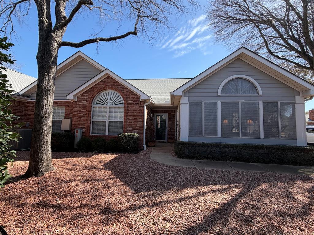 Pebblebrook Village Condo - Residential