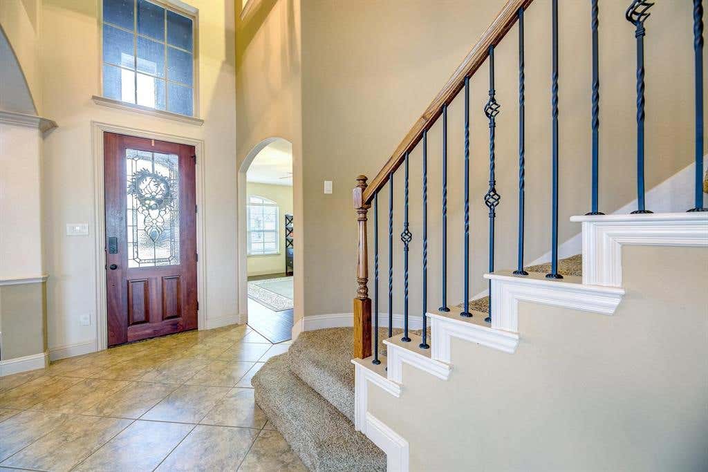 Photo of 2933 Softwood Circle, Fort Worth, TX 76244 (MLS # 21349996)
