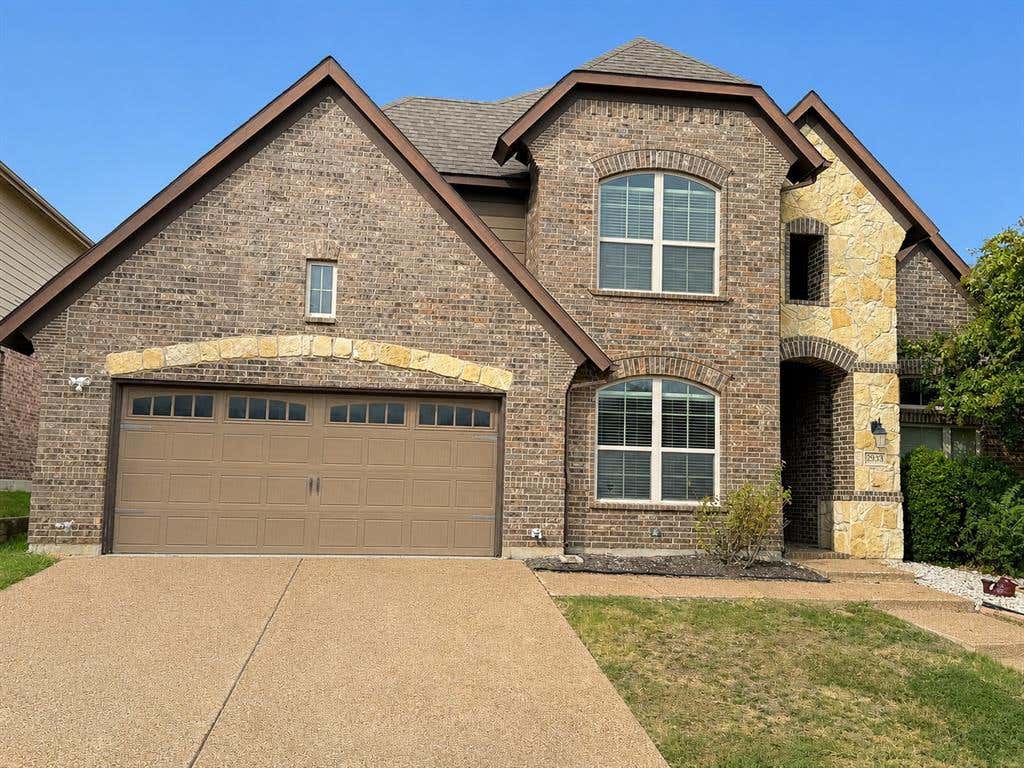 Photo of 2933 Softwood Circle, Fort Worth, TX 76244 (MLS # 21349996)