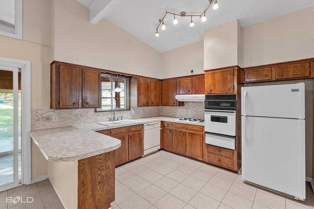 Haughton, Louisiana 71037, United States, 3 Bedrooms Bedrooms, ,2 BathroomsBathrooms,Residential,Active,240632