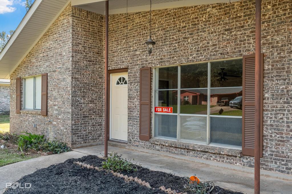 Haughton, Louisiana 71037, United States, 3 Bedrooms Bedrooms, ,2 BathroomsBathrooms,Residential,Active,240632