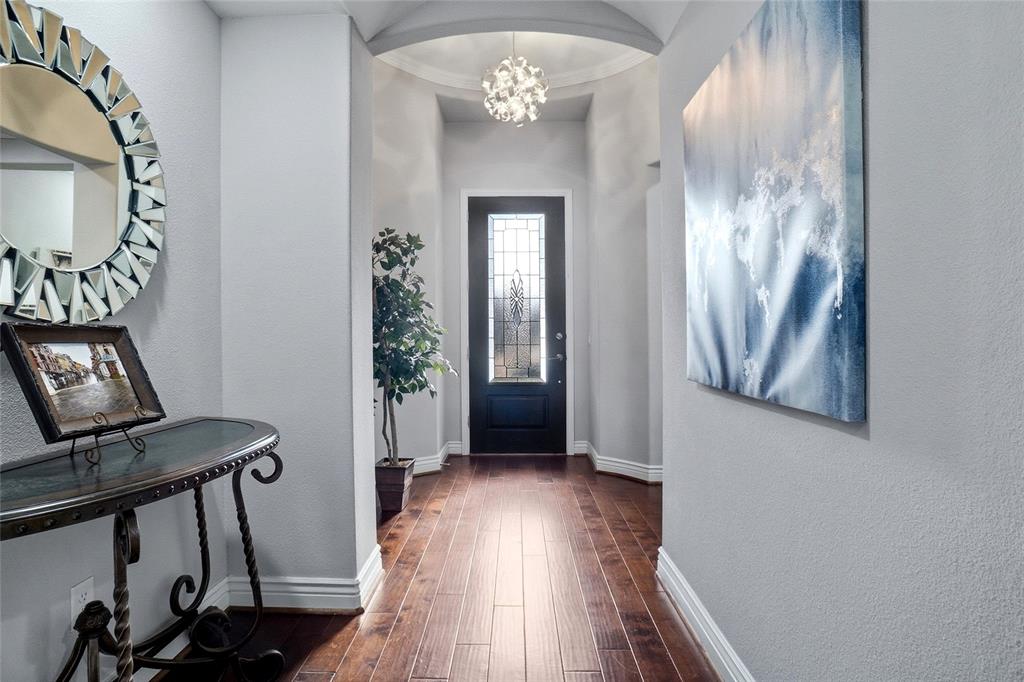 8700 Crestview Drive