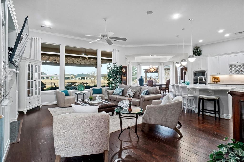 8700 Crestview Drive