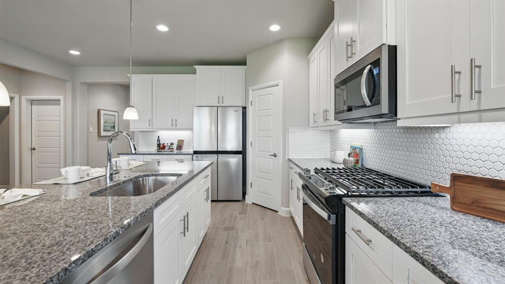 2601 FLYCATCHER Drive