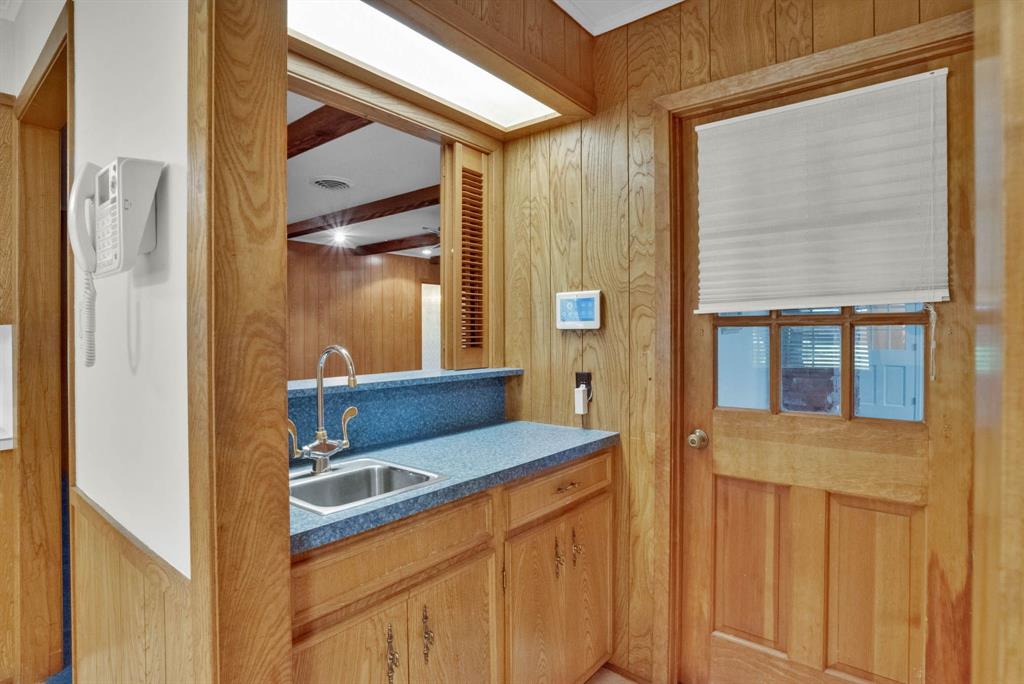 Shreveport, Louisiana 71105, United States, 4 Bedrooms Bedrooms, ,3 BathroomsBathrooms,Residential,Active,153784